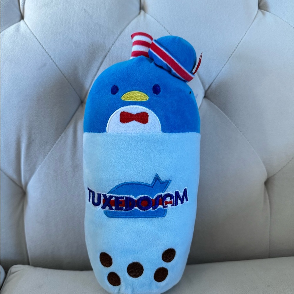 Tuxedosam boba tea stuffy